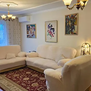 https://collaku-home.albaniahotels.org
